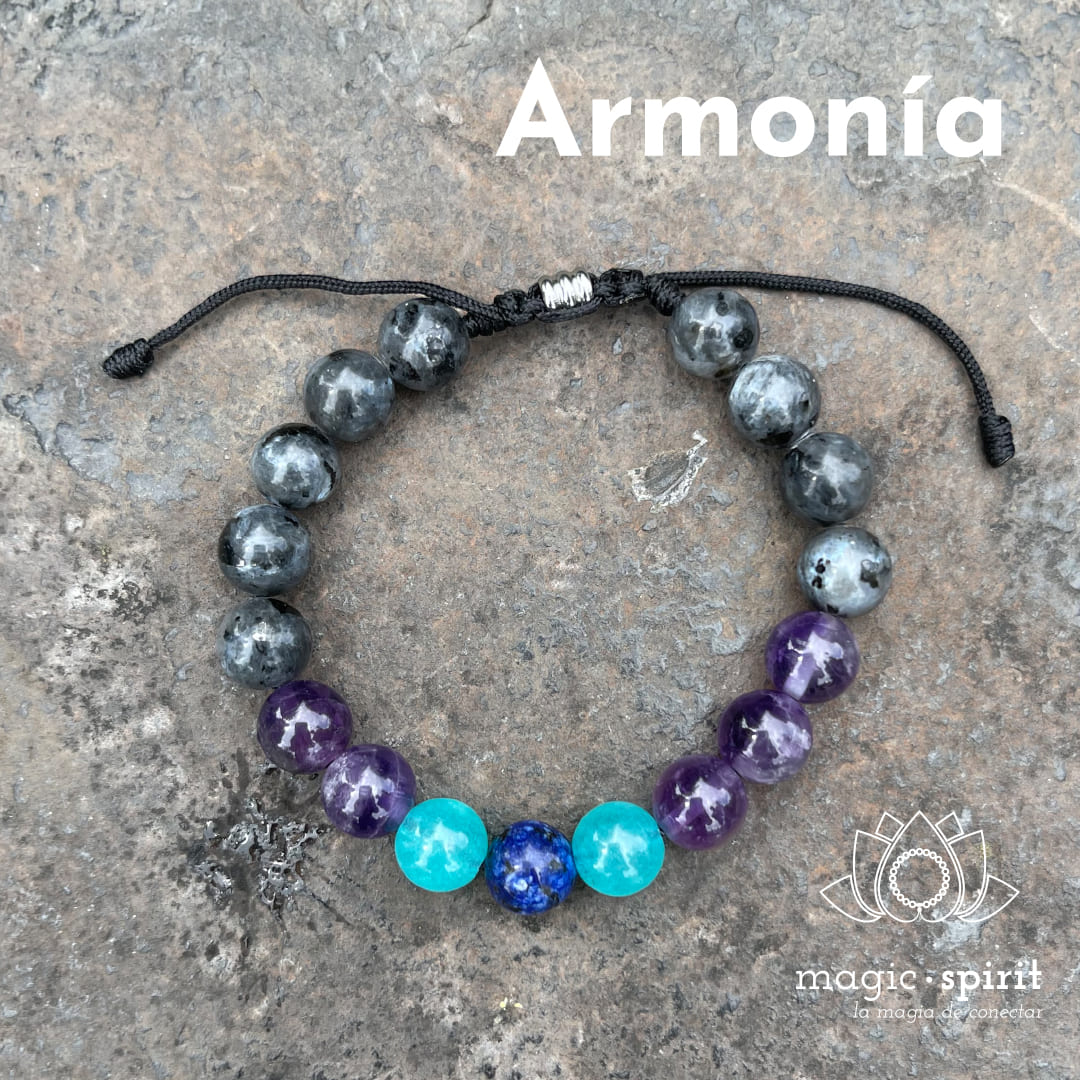 Pulsera Armonía: Brazalete de Espiritualidad y Equilibrio